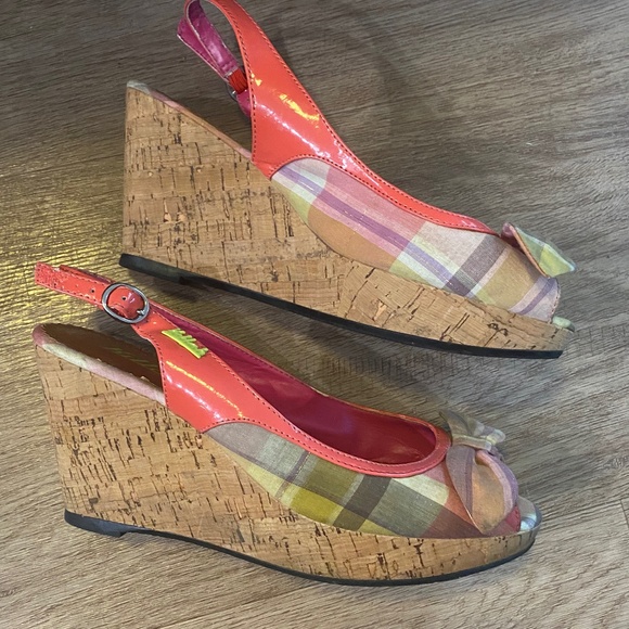 Womens shoes - Picture 1 of 2